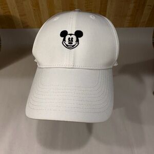 Disney Parks x Nike Dri-Fit Legacy 91 Classic Mickey Mouse White Hat Adult